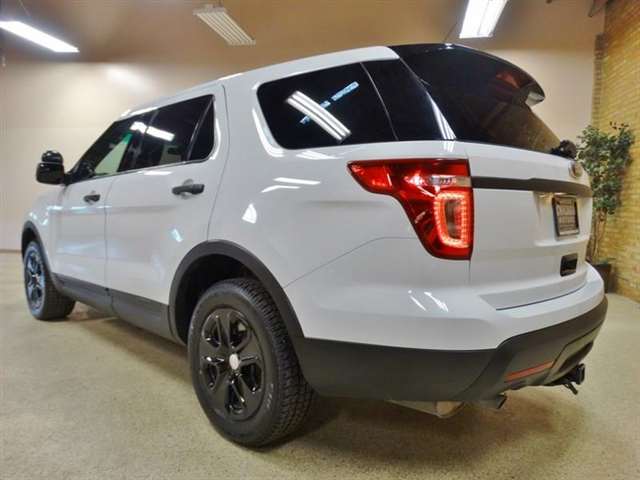 Ford Explorer 2013 photo 22